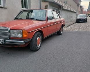 Mercedes-Benz Mercedes-Benz W 123 Gebrauchtwagen