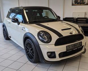 Mini MINI Cooper SD John JCW Chili Leder H&K Bi-Xenon P Gebrauchtwagen