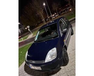 Ford Ford Fiesta 1,3 TÜV, Service Neu Gebrauchtwagen