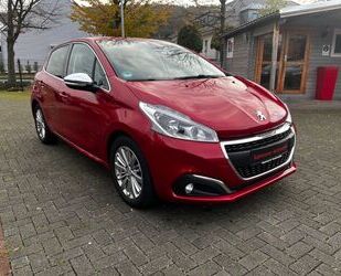 Peugeot Peugeot 208 Allure Navi PDC Klima Gebrauchtwagen