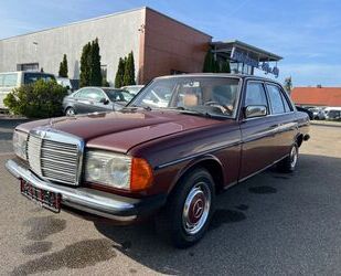 Mercedes-Benz Mercedes-Benz 300 D W123 Limousine*Schiebedach*TÜV Gebrauchtwagen