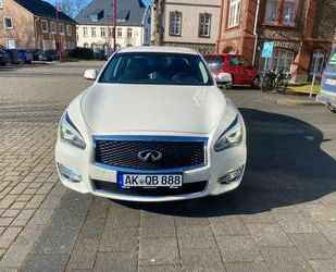 INFINITI Infiniti Q70 2.2D Premium Executive Auto Premium E Gebrauchtwagen