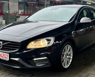 Volvo Volvo S60 Lim. Kinetic R-Design Aut.Leder,Nav,Temp Gebrauchtwagen