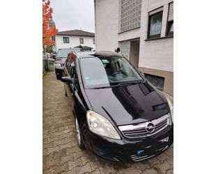 Opel Opel Zafira 1.9 CDTI NAVI 110kW Automatik NAVI Gebrauchtwagen