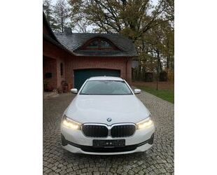 BMW BMW 520 d xDrive Touring/H&K/AHK/LED/COCKPIT Gebrauchtwagen