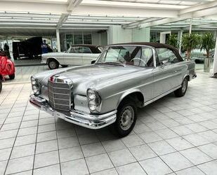 Mercedes-Benz Mercedes-Benz 300SE Cabrio W112 Projekt Restarbeit Gebrauchtwagen