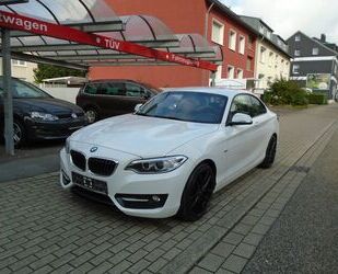 BMW BMW 220d Coupé Sport Line Navi Euro 6 Gebrauchtwagen