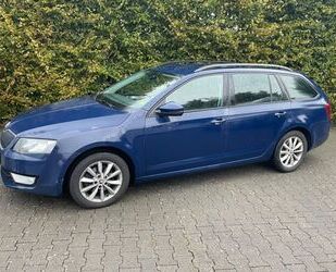 Skoda Skoda Octavia Combi Style 2.0 TDi Navi, Sportsitze Gebrauchtwagen