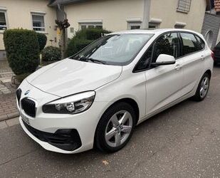 BMW BMW 216d Active Tourer Pano Sportsitze SHZ PDC Nav Gebrauchtwagen