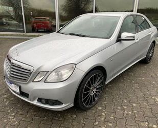 Mercedes-Benz Mercedes-Benz E 220 CDI BlueEFF./ 19 Zoll Alu / Ga Gebrauchtwagen