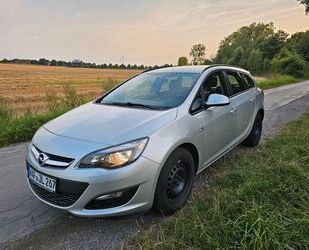 Opel Opel Astra J Sports Tourer 1.6 CDTI ecoflex Gebrauchtwagen