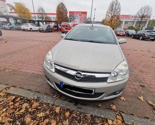 Opel Opel Astra Endless Summer 1.8 Endless Summer Gebrauchtwagen