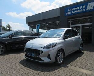 Hyundai Hyundai i10 1.0 CONNECT & GO NAVI RFK TEMP WINTERP Gebrauchtwagen