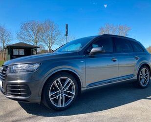 Audi Audi Q7 3.0 TDI quattro S line Sport Black Pano AH Gebrauchtwagen