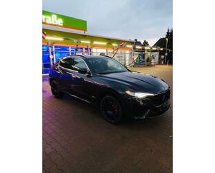 Maserati Maserati Levante gransport 3.0 V6.Q4 /2019 /21Zoll Gebrauchtwagen