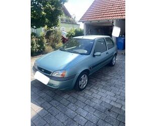 Ford Ford Fiesta 1.3 44 kW - Rentnerfahrzeug Gebrauchtwagen