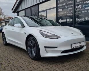 Tesla Tesla Model 3 Long Range Dual AWD - AHK - AutoPilo Gebrauchtwagen