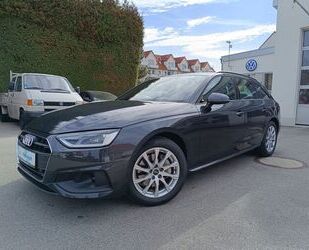 Audi Audi A4 Avant 40 TFSI quattro, Navi, RFK, S-tronic Gebrauchtwagen