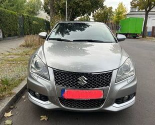 Suzuki Suzuki Kizashi Sport 4x4 Gebrauchtwagen