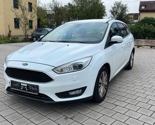 Ford Ford Focus Turnier*1.Hand*Xenon*Klimaaut.*SHZ*Euro Gebrauchtwagen