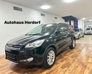 Ford Ford Kuga Titanium Panoramadach 4X4 AHK Gebrauchtwagen