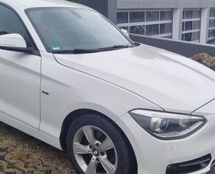 BMW BMW 118 *1 Lim.118d*XENON*SPORT-LINE*EURO5*2 HAND* Gebrauchtwagen