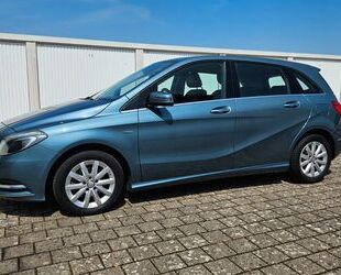 Mercedes-Benz Mercedes-Benz B 200 BlueEFFICIENCY Edition 1, Auto Gebrauchtwagen