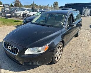 Volvo Volvo V70 1.6 Benzin T4 Momentum Gebrauchtwagen