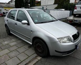 Skoda Skoda Fabia Comfort*AHK*Schiebedach*Euro4*Servo*Ze Gebrauchtwagen