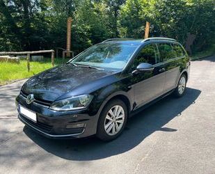 VW Volkswagen Golf VII Variant 1.6TDI BMT LOUNGE NAVI Gebrauchtwagen