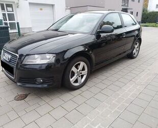 Audi Audi A3 1.6 Sitz Heizung Klimma Tempomat Parktroni Gebrauchtwagen