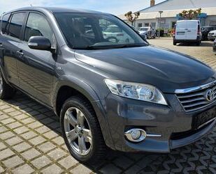 Toyota Toyota RAV 4 2.2D-4D Executive AUt./Temp./SHZ./AHK Gebrauchtwagen