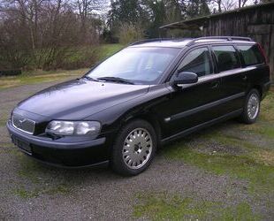 Volvo Volvo V70 2.4 Kombi Gebrauchtwagen