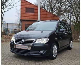 VW Volkswagen Touran Highline 2.0 TDi DSG Bi-XEN/el.S Gebrauchtwagen