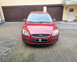 Ford Ford Focus 1,6TDCi 80kW DPF Ambiente Ambiente Gebrauchtwagen