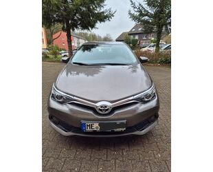 Toyota Toyota Auris Cool 1,33-l-Dual-VVT-i Cool 1 Hand TÜ Gebrauchtwagen