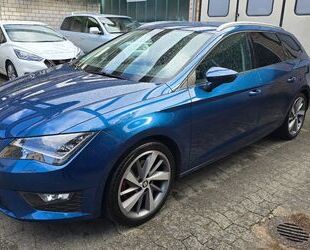 Seat Seat Leon ST FR 1.8l LED KAM ACC SHZ AHK FULL-LINK Gebrauchtwagen