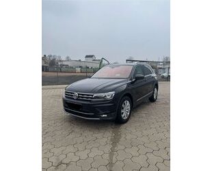 VW Volkswagen 2.0TDI Highline 360° Leder AHK Active Gebrauchtwagen