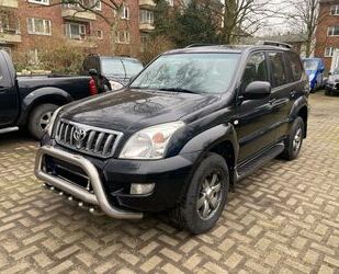 Toyota Toyota Land Cruiser 3.0 D 4x4 Klima Leder Kamera 7 Gebrauchtwagen