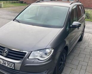 VW Volkswagen Touran 1.4 TSI Trendline Gebrauchtwagen