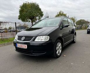 VW Volkswagen Touran 2.0 TDI TÜV NEU 1. Hand Automati Gebrauchtwagen