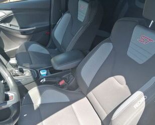 Ford Ford Focus 2,0 EcoBoost ST ST Gebrauchtwagen