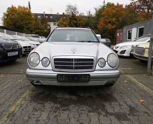 Mercedes-Benz Mercedes-Benz E 200 Classic Gebrauchtwagen