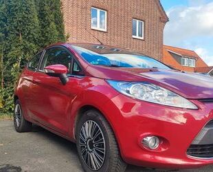 Ford Ford Fiesta 1,6 Ti-VCT Titanium Gebrauchtwagen