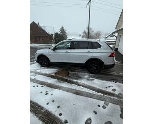 VW Volkswagen Tiguan 2.0 TDI SCR DSG Highline Highlin Gebrauchtwagen