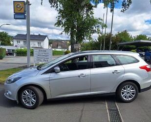 Ford Ford Focus Turnier Titanium, AHK, Standheizung Gebrauchtwagen