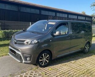 Toyota Toyota Proace (Verso) 2,0-l-D-4D 130kW L1 Family C Gebrauchtwagen