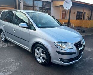 VW Volkswagen Touran United DSG 7SITZER Gebrauchtwagen