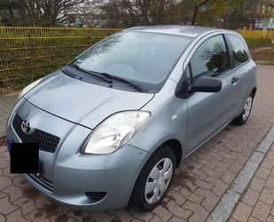 Toyota Toyota Yaris 1,0-l-VVT-i - TÜV Gebrauchtwagen