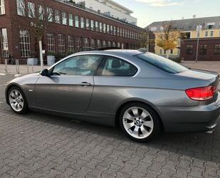 BMW BMW TOP 325i Coupé -Navi- M-Fahrwerk- neue Injekt Gebrauchtwagen